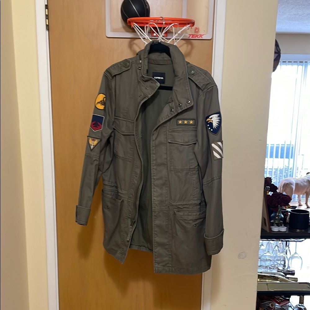 Green Military Field Jacket with Patches and Prominent Collar